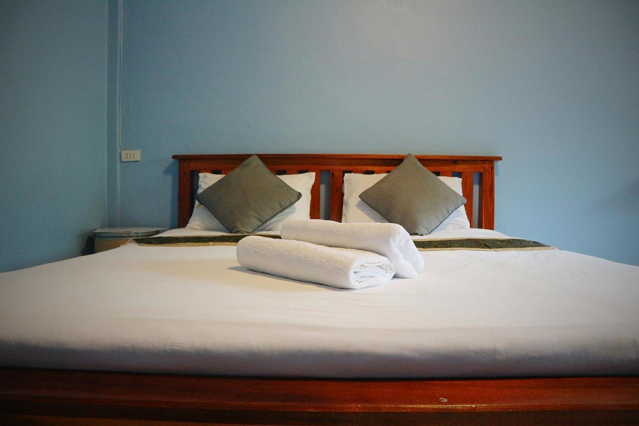 Marina Hut Guest House Ko Lanta Kültér fotó