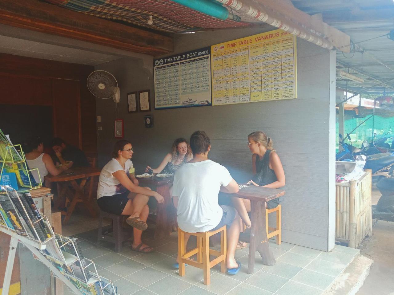 Marina Hut Guest House Ko Lanta Kültér fotó