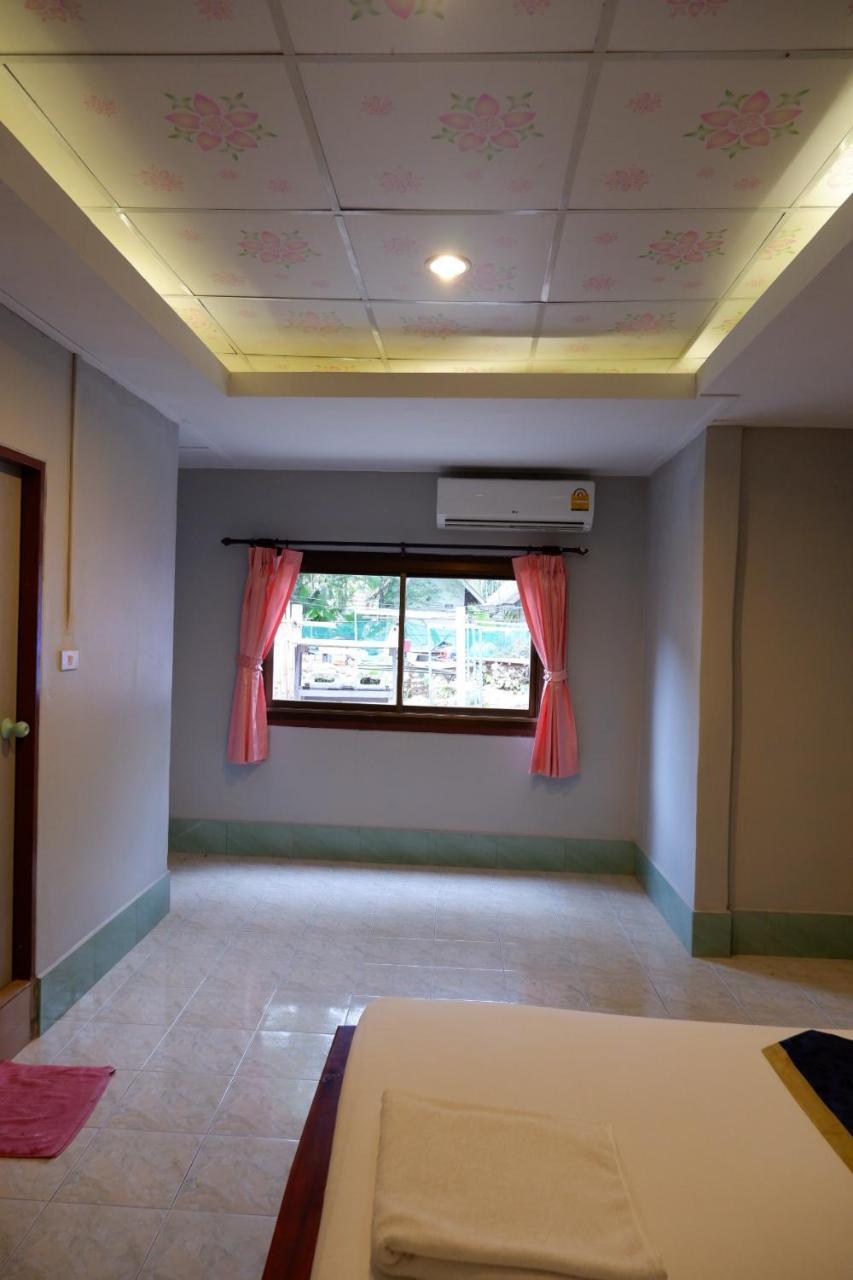 Marina Hut Guest House Ko Lanta Kültér fotó