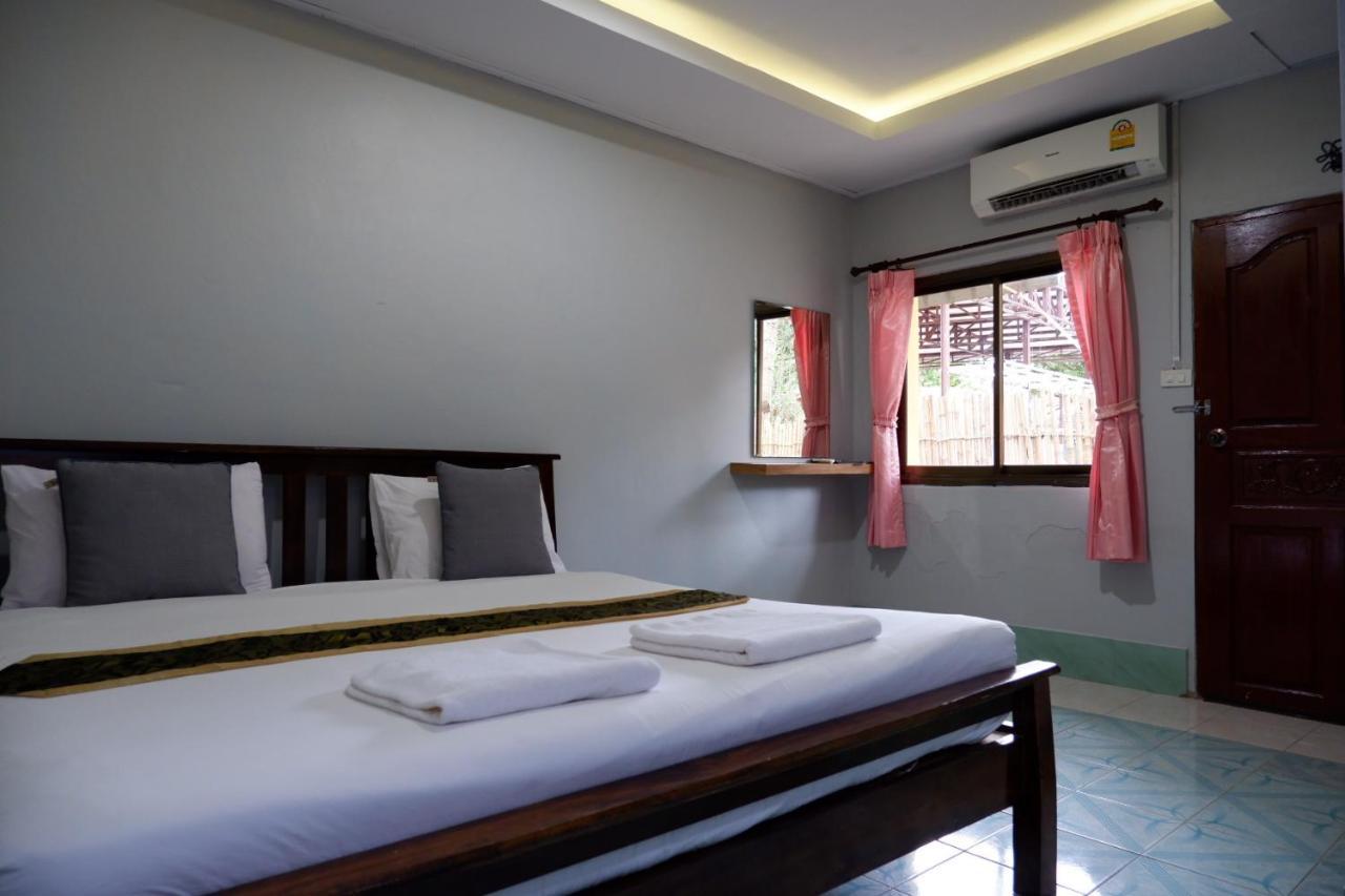Marina Hut Guest House Ko Lanta Kültér fotó