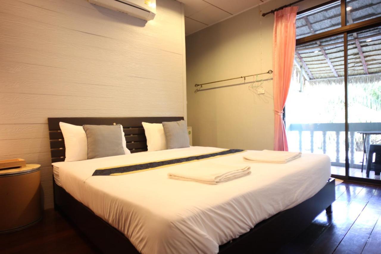 Marina Hut Guest House Ko Lanta Kültér fotó